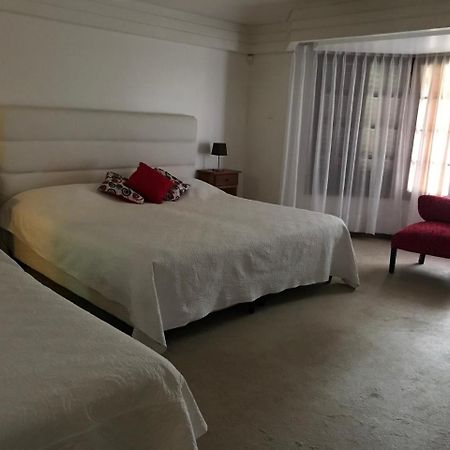 La Casona Del Rio Hotel Neuquén Eksteriør billede