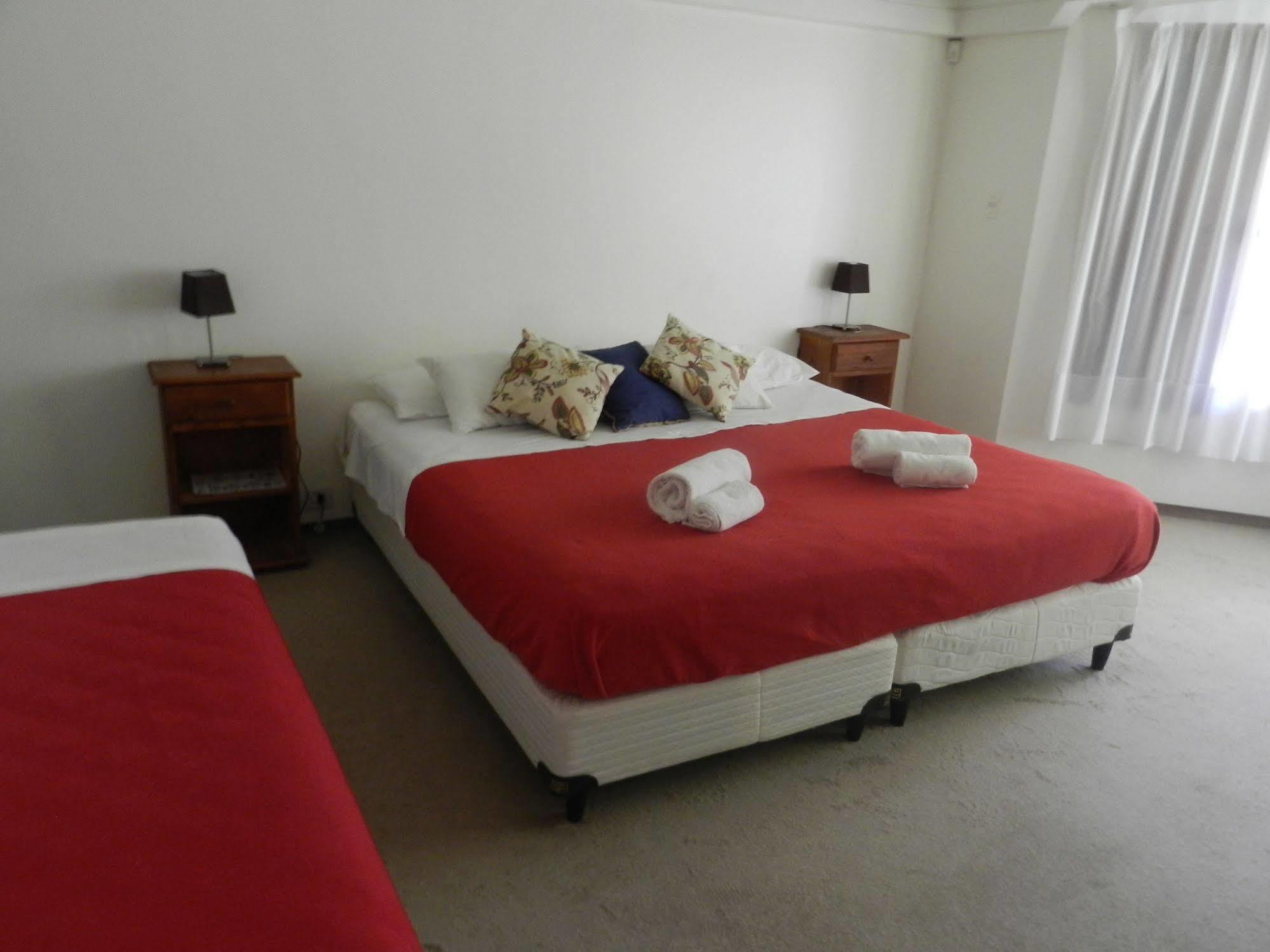 La Casona Del Rio Hotel Neuquén Eksteriør billede
